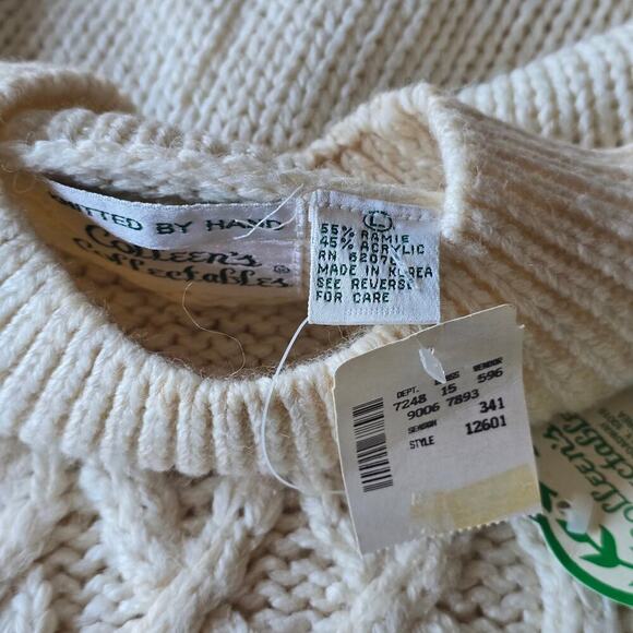 NWT Vintage Hand Knit Chunky Flower Cable Sweater L Cottage Boho Cream Grandma - Picture 9 of 10